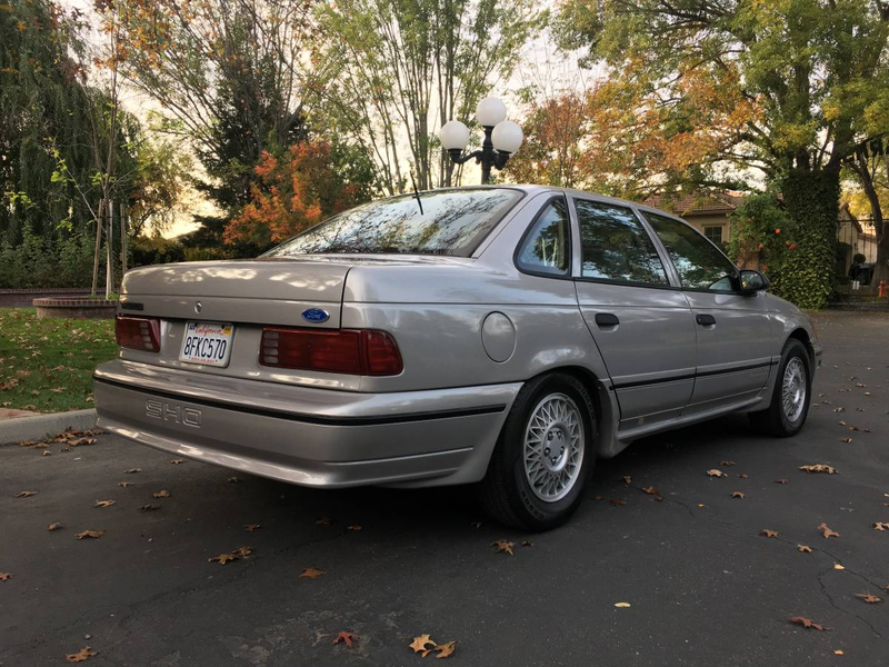 Illustration for article titled At $6,900, Does This 1989 Ford Taurus Mean The SHO Must Go On?